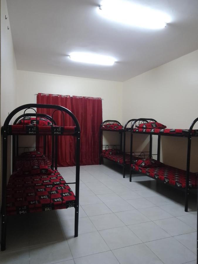 Abree Building New Hostel ドバイ エクステリア 写真